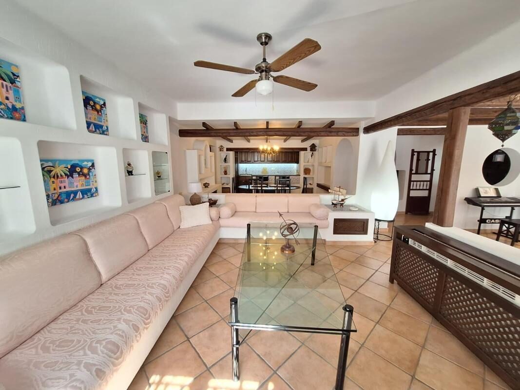 Апартаменти з 2 спальнями, 160м² в Торрев'єха, Іспанія [ID: 0152-635698]