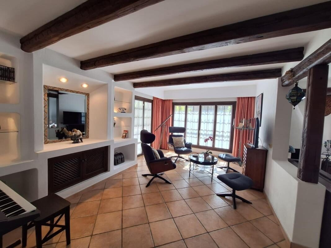 Апартаменти з 2 спальнями, 160м² в Торрев'єха, Іспанія [ID: 0152-635698]