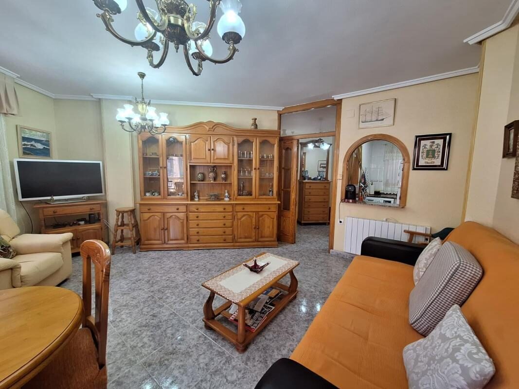 Апартаменти з 2 спальнями, 84м² в Торрев'єха, Іспанія [ID: 0152-634220]