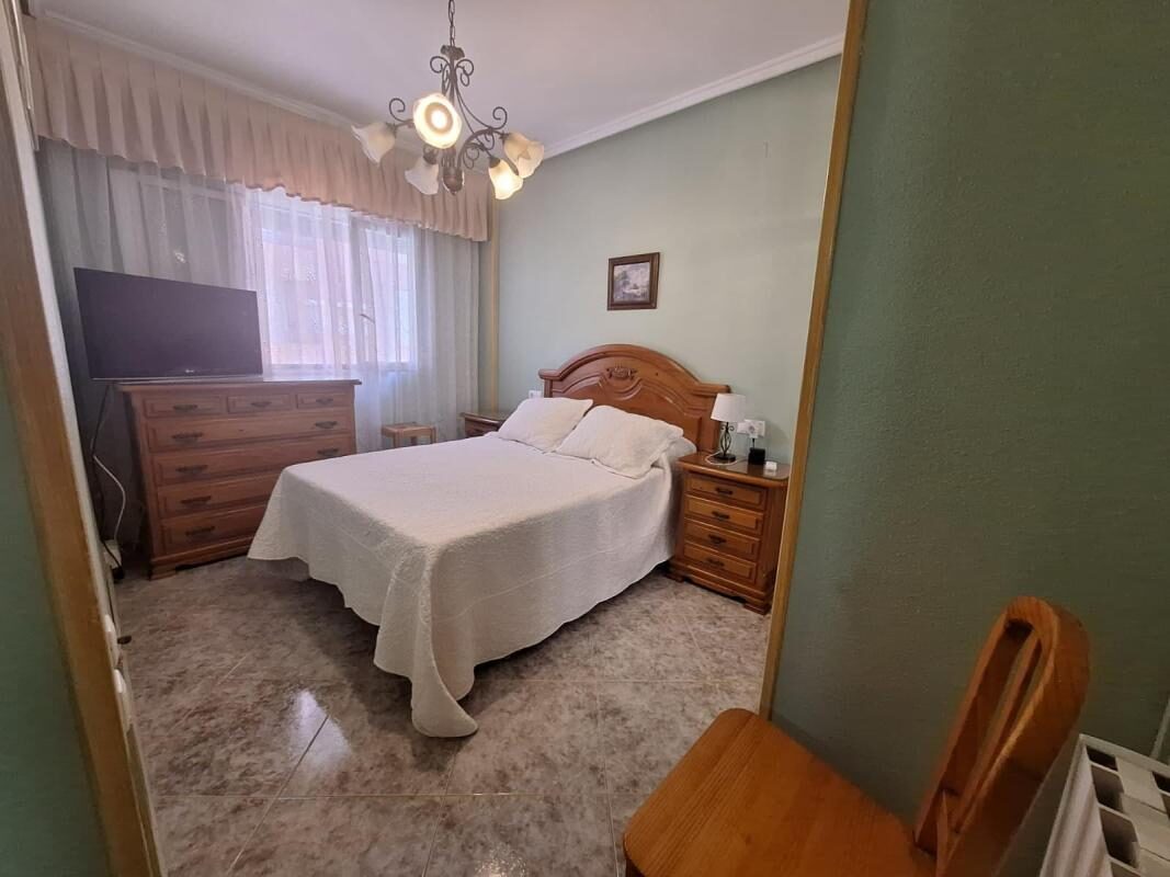 Апартаменти з 2 спальнями, 84м² в Торрев'єха, Іспанія [ID: 0152-634220]