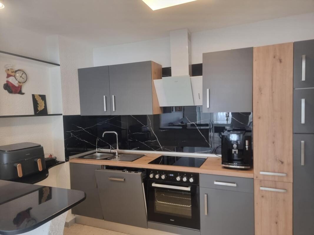 Апартаменти з 1 спальнею, 65м² в Торрев'єха, Іспанія [ID: 0152-605051]