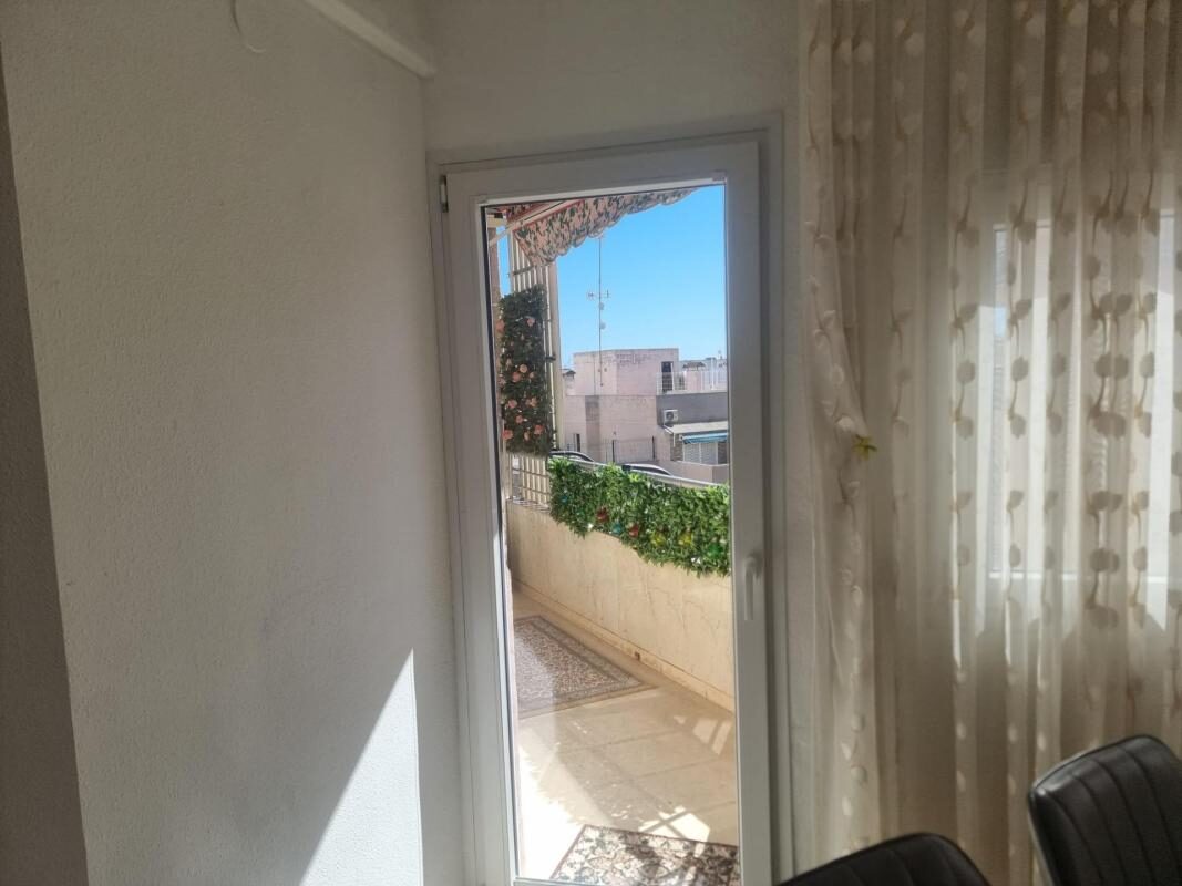 Апартаменти з 1 спальнею, 65м² в Торрев'єха, Іспанія [ID: 0152-605051]