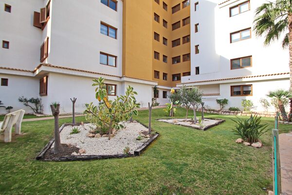 Apartamenty w Punta Prima, Hiszpania, 86m² - obraz 21
