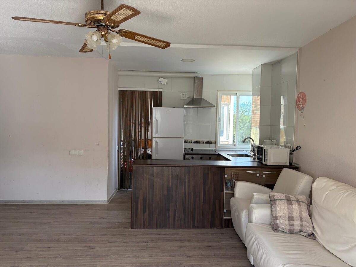 Apartments with 3 bedrooms, 83m² in Punta Prima, Spain [ID: 0150-LS-2210]
