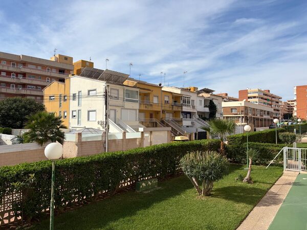 Apartamenty w Punta Prima, Hiszpania, 83m² - obraz 3