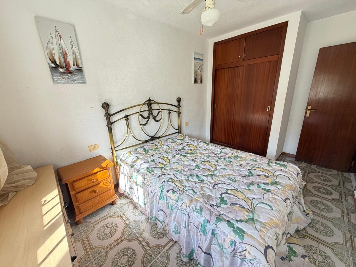 Apartments with 3 bedrooms, 83m² in Punta Prima, Spain [ID: 0150-LS-2210]