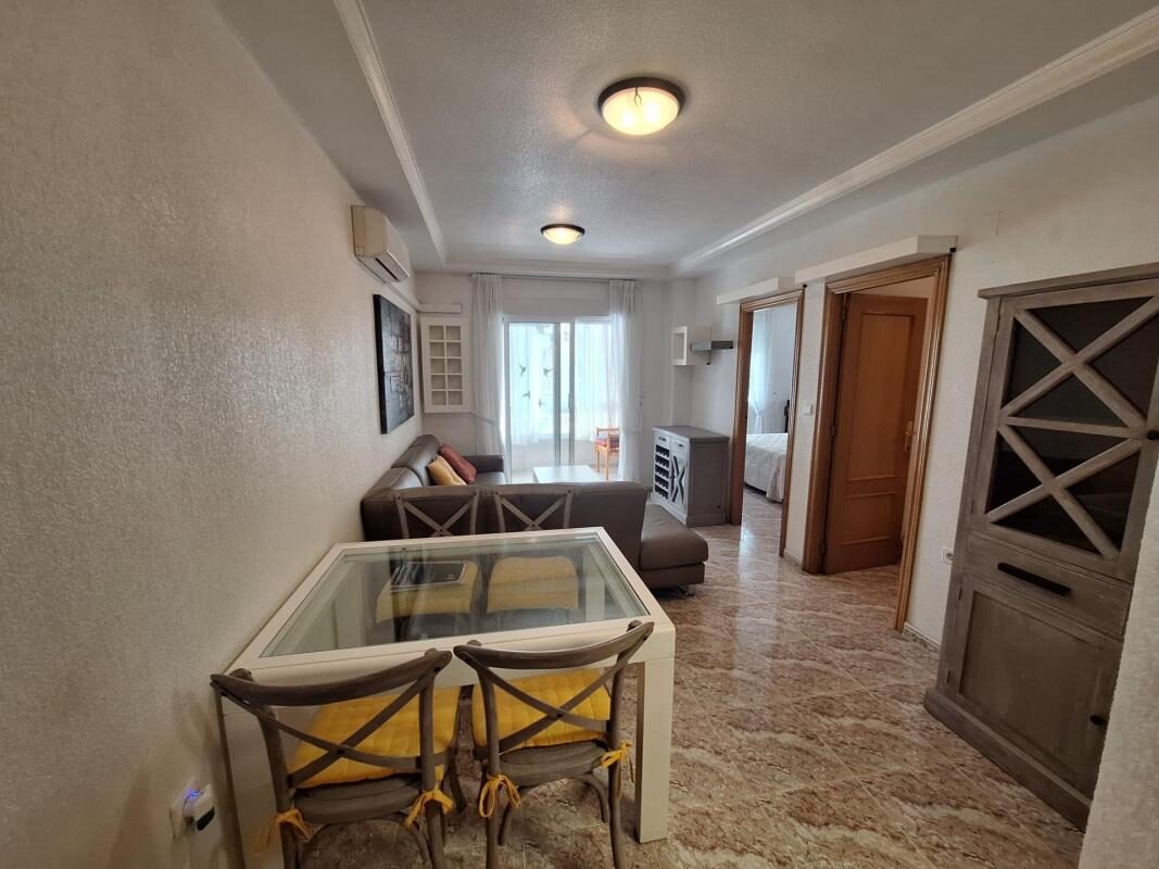 Apartamenty z 1 sypialnią, 55m² w Torrevieja, Hiszpania [ID: 0152-649499]
