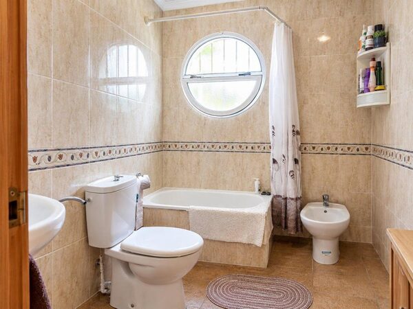 Bungalow w Orihuela, Hiszpania, 90m² - obraz 15