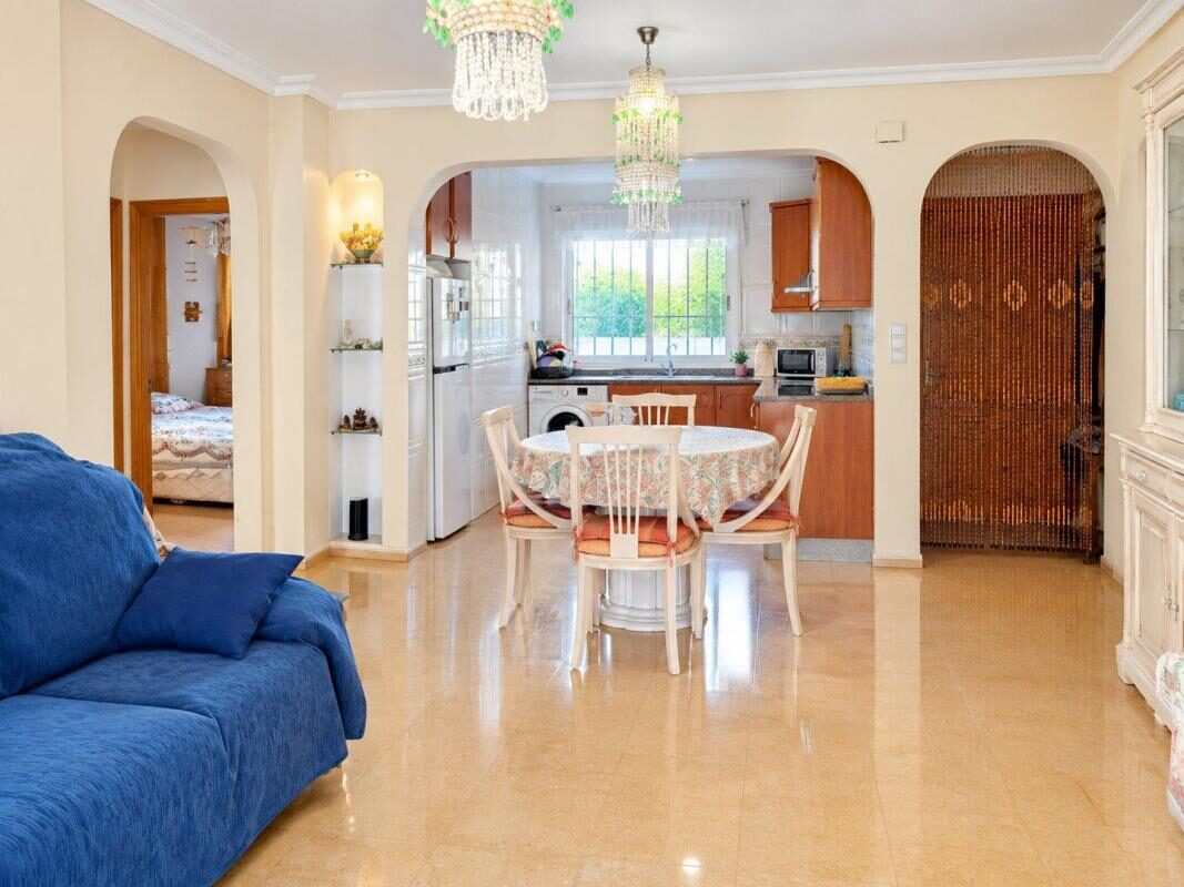 Bungalow z 2 sypialniami, 90m² w Orihuela, Hiszpania [ID: 0152-646972]