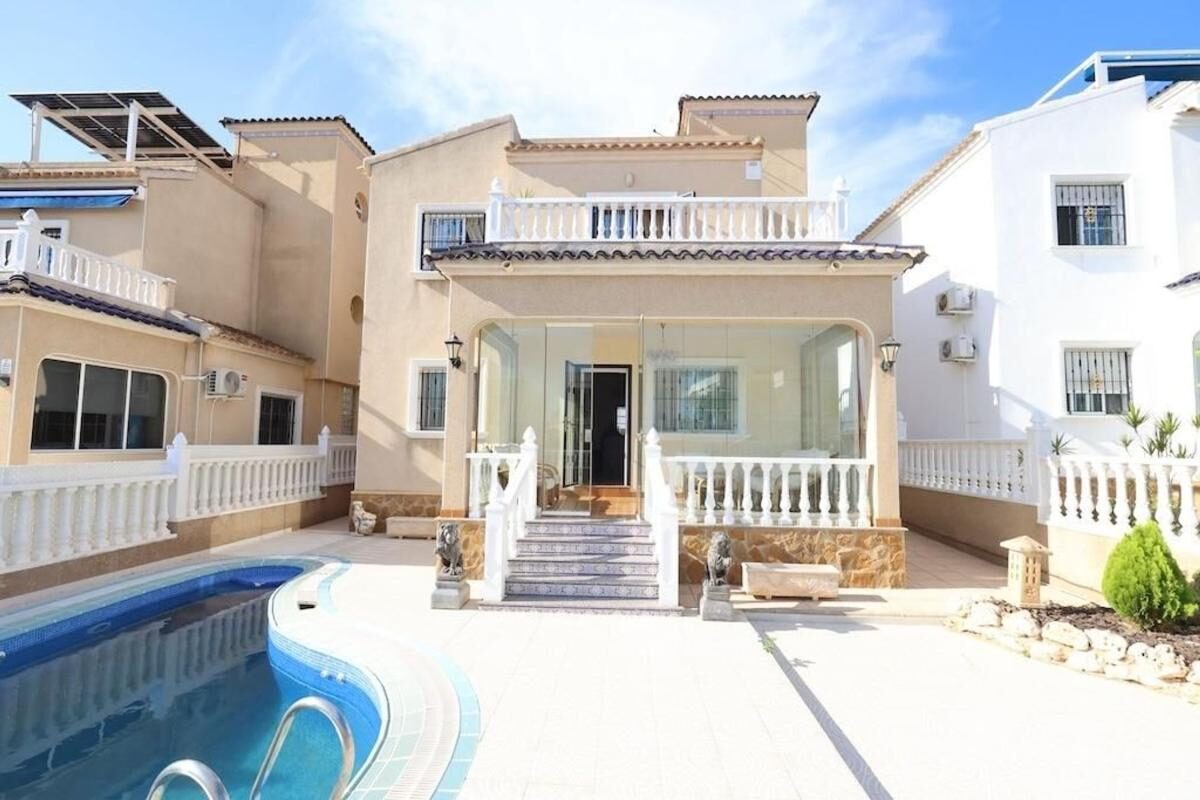Domy z 3 sypialniami, 139m² w Orihuela, Hiszpania [ID: 0152-645864]