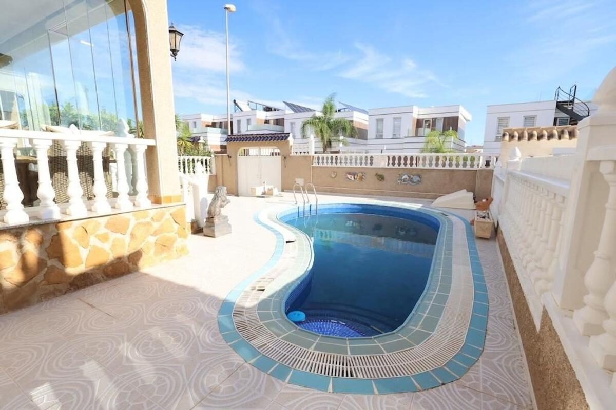 Domy z 3 sypialniami, 139m² w Orihuela, Hiszpania [ID: 0152-645864]