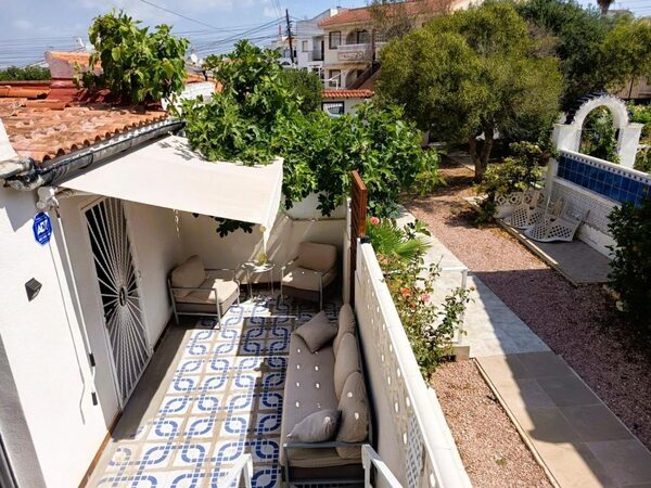 Bungalow w Torrevieja, Hiszpania, 60m² - obraz 2