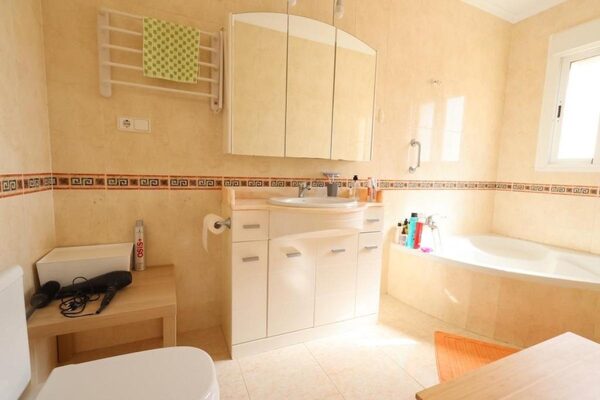 Dom szeregowy w Rojales, Hiszpania, 139m² - obraz 20