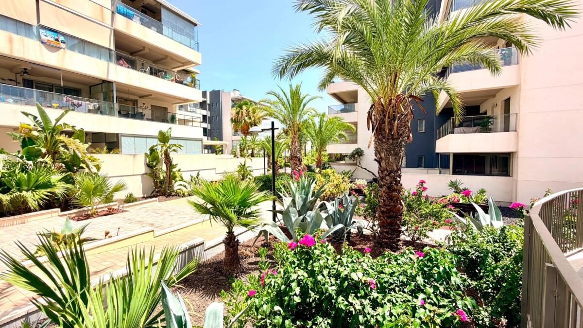 Apartamenty z 2 sypialniami, 82m² w Orihuela, Hiszpania [ID: 0152-645358]