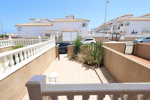 Dom szeregowy w Orihuela, Hiszpania, 79m² - obraz 5