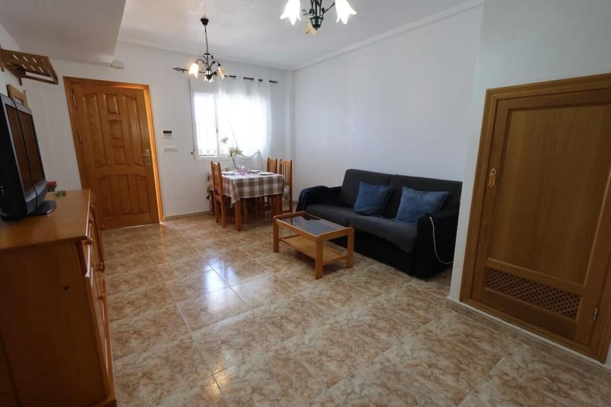 Таунхаус с 2 спальнями, 79м² в Ориуэла, Испания [ID: 0152-645352]