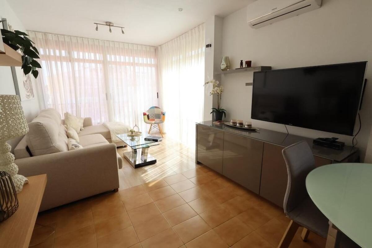 Apartamenty z 1 sypialnią, 49m² w Torrevieja, Hiszpania [ID: 0152-645348]