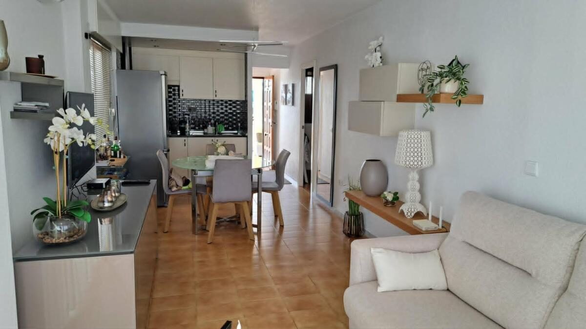 Apartamenty z 1 sypialnią, 49m² w Torrevieja, Hiszpania [ID: 0152-645348]