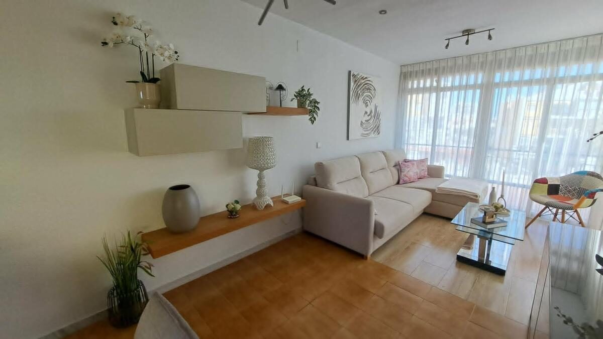 Apartamenty z 1 sypialnią, 49m² w Torrevieja, Hiszpania [ID: 0152-645348]