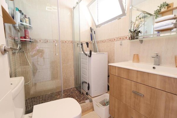 Apartamenty w Torrevieja, Hiszpania, 49m² - obraz 19