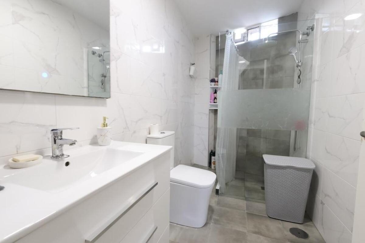 Apartments with 3 bedrooms, 113m² in Torrevieja, Spain [ID: 0152-645346]