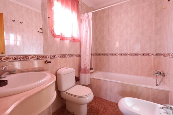 Villa in Torrevieja, Spain, 101m² - image 20