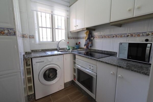 Bungalow w Orihuela, Hiszpania, 49m² - obraz 12