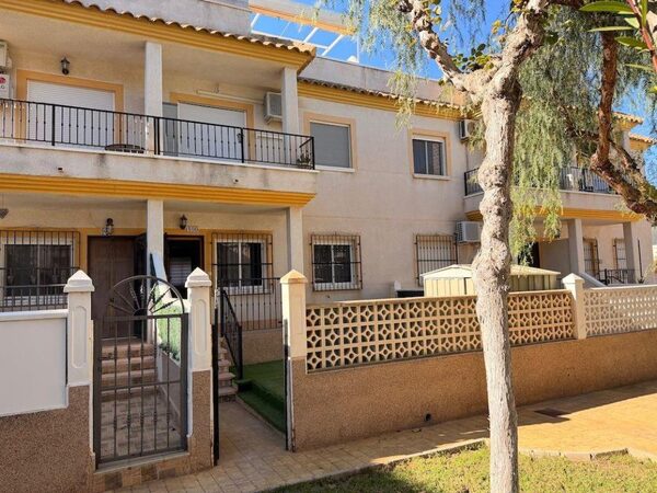 Bungalow w Orihuela, Hiszpania, 49m² - obraz 15