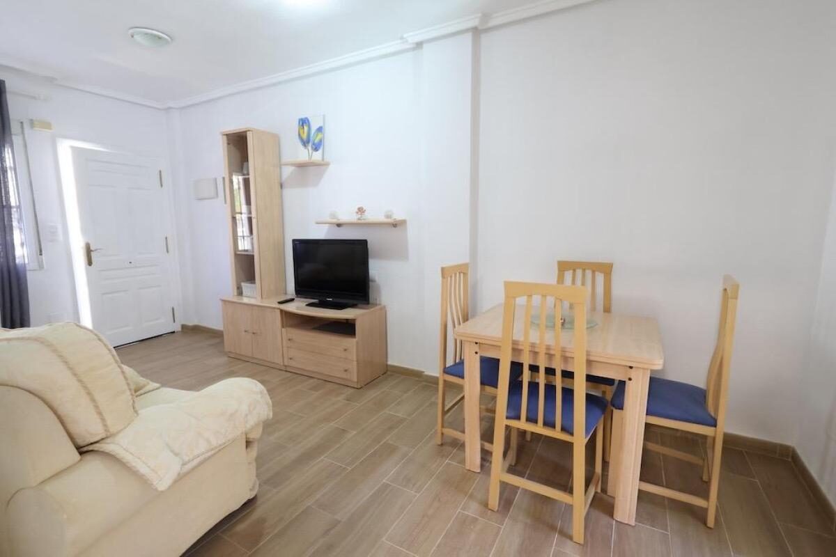 Bungalow with 2 bedrooms, 49m² in Orihuela, Spain [ID: 0152-645332]