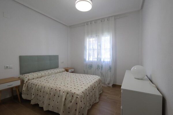 Bungalow w Orihuela, Hiszpania, 49m² - obraz 9