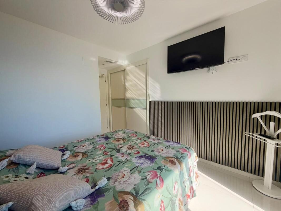 Апартаменти з 2 спальнями, 96м² в Торрев'єха, Іспанія [ID: 0152-645276]