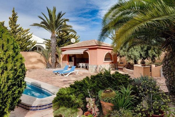 Villa in Torrevieja, Spain, 558m² - image 5