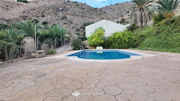 Houses in Orihuela, Spain, 120m² - image 2