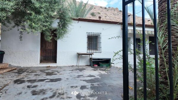 Houses in Orihuela, Spain, 120m² - image 8