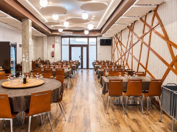 Комерційна нерухомість в Оріуела, Іспанія, 700м² - зображення 6