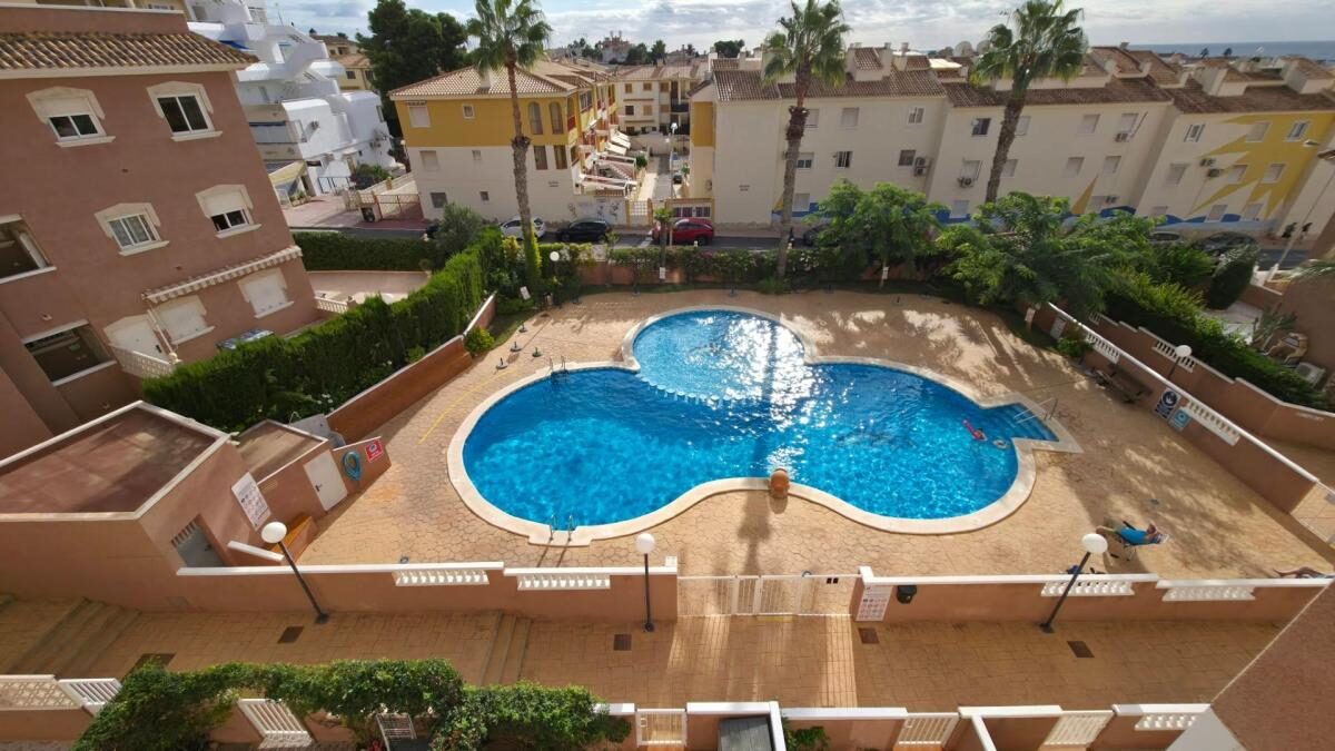 Apartamenty z 1 sypialnią, 45m² w Torrevieja, Hiszpania [ID: 0152-640816]