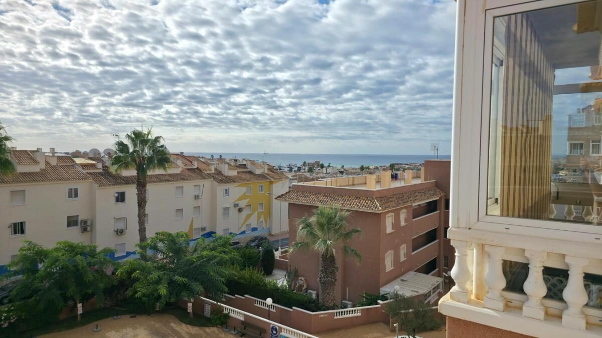 Apartamenty z 1 sypialnią, 45m² w Torrevieja, Hiszpania [ID: 0152-640816]