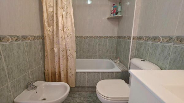 Apartamenty w Torrevieja, Hiszpania, 45m² - obraz 11
