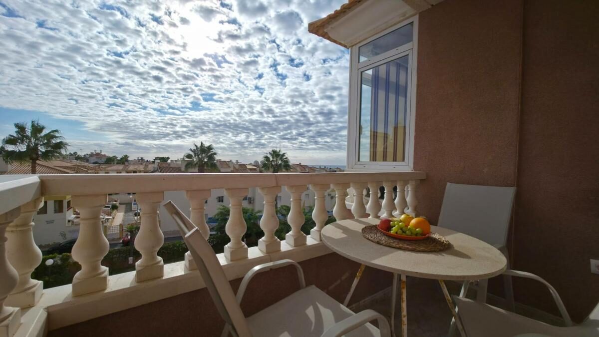 Apartamenty z 1 sypialnią, 45m² w Torrevieja, Hiszpania [ID: 0152-640816]