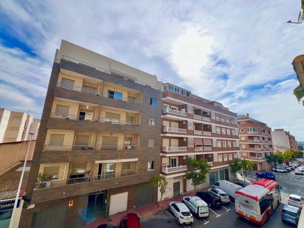 Apartamenty w Torrevieja, Hiszpania, 118m² - obraz 14