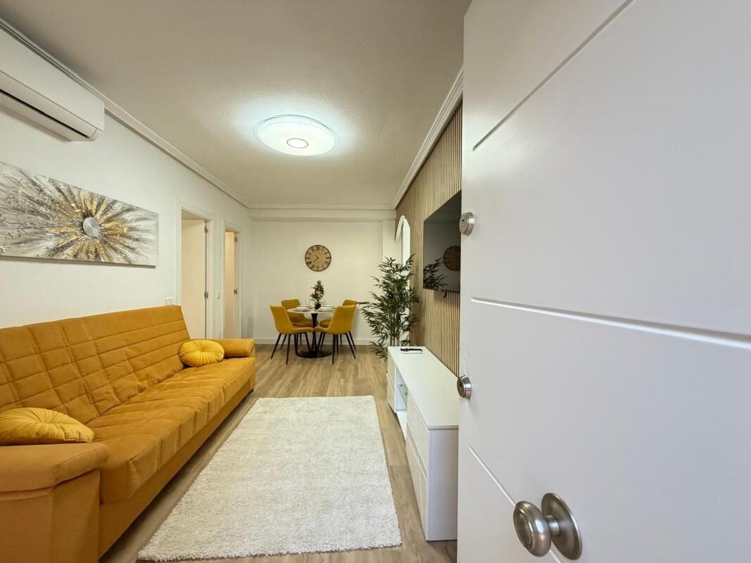 Apartments with 1 bedroom, 44m² in Torrevieja, Spain [ID: 0152-640534]