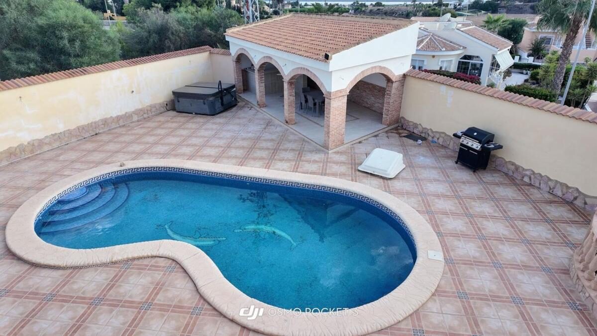 Domy z 5 sypialniami, 299m² w Rojales, Hiszpania [ID: 0152-640384]