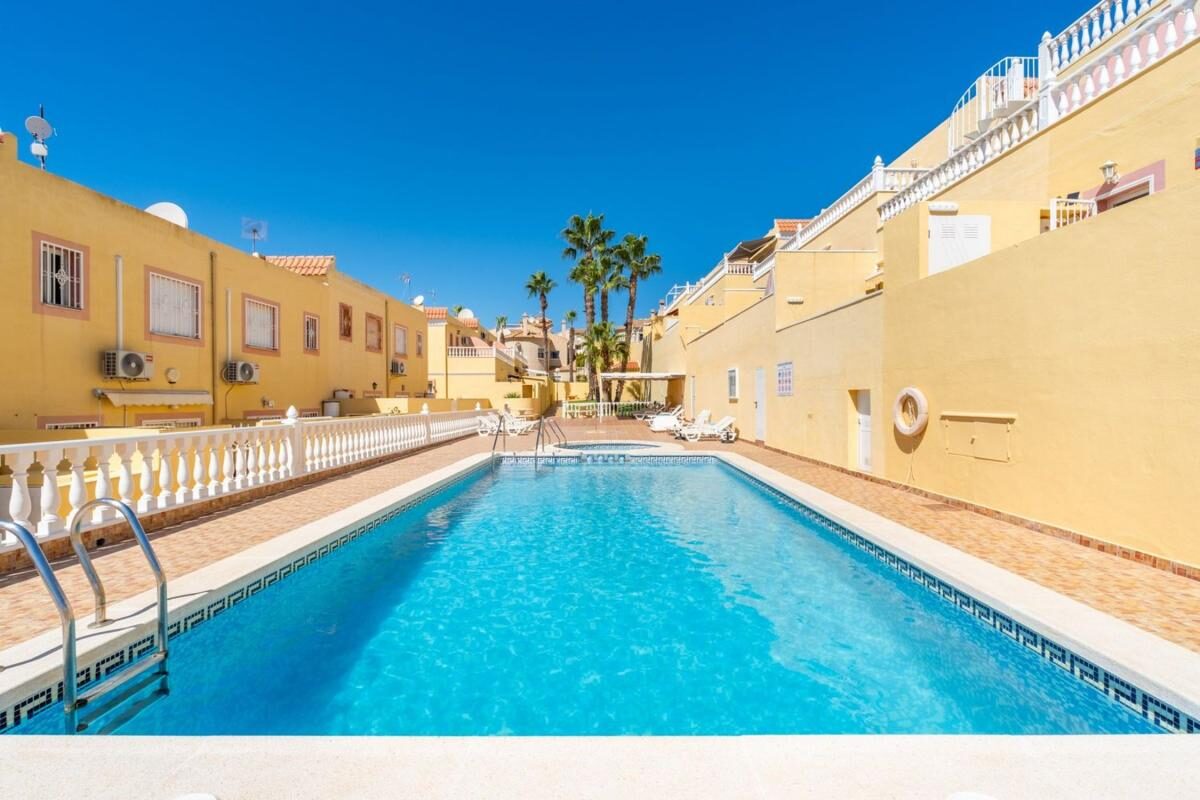 Domy z 2 sypialniami, 64m² w Orihuela, Hiszpania [ID: 0152-638975]