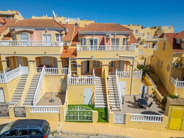 Domy w Orihuela, Hiszpania, 64m²