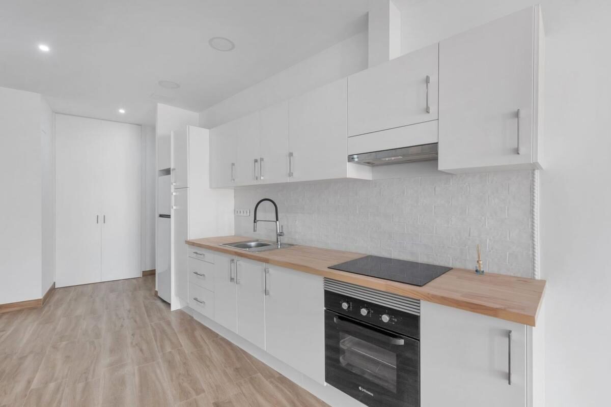 Apartamenty z 1 sypialnią, 74m² w Torrevieja, Hiszpania [ID: 0152-637430]