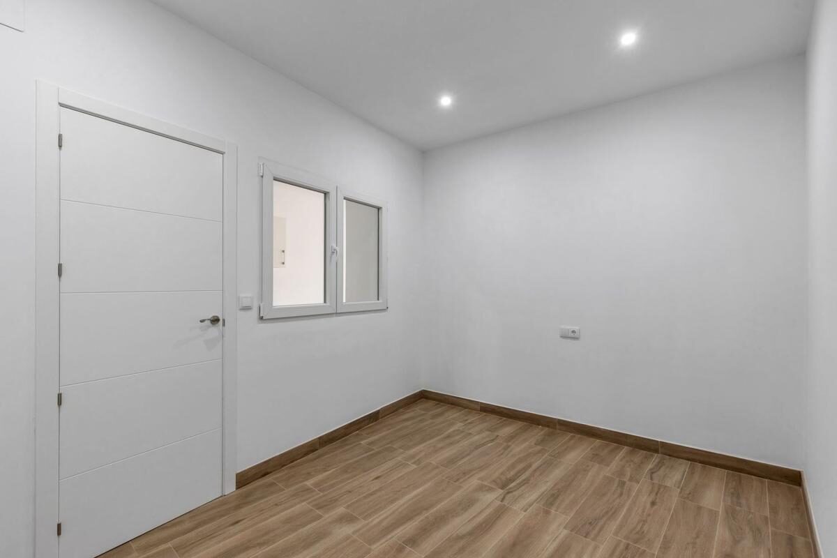 Apartamenty z 1 sypialnią, 74m² w Torrevieja, Hiszpania [ID: 0152-637430]
