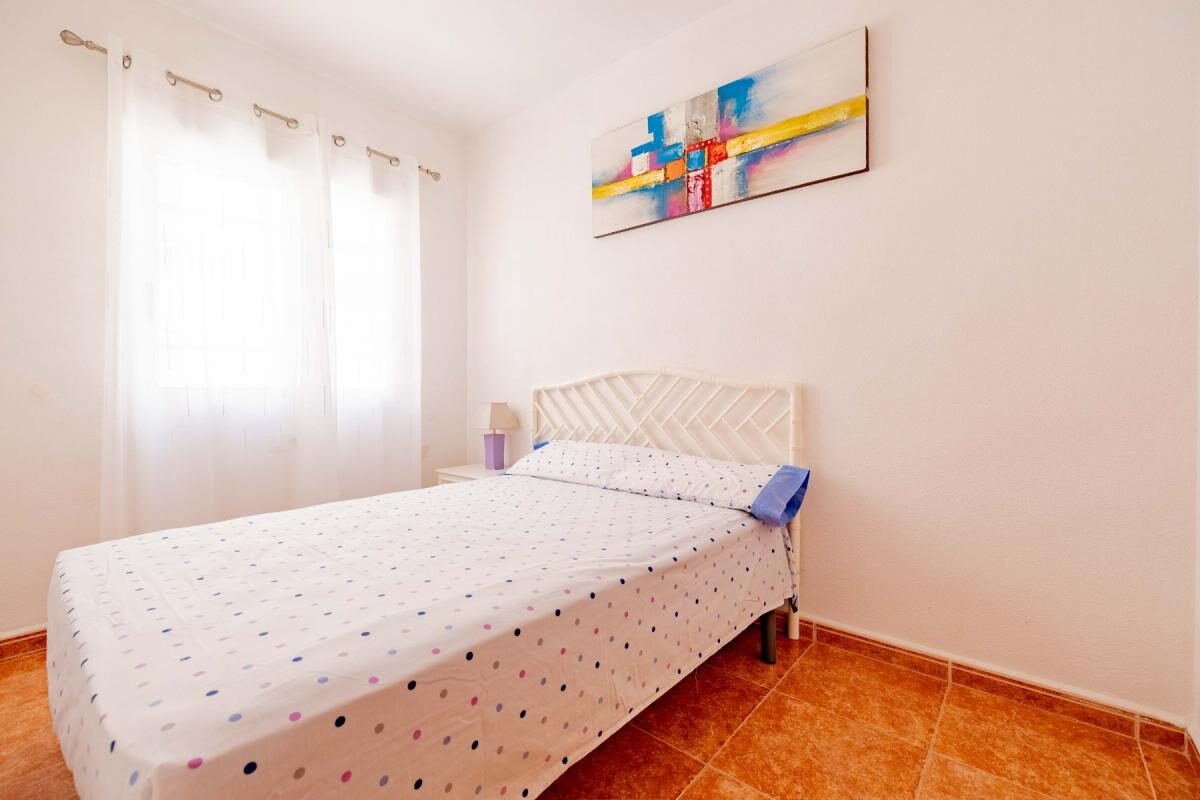 Apartments with 3 bedrooms, 81m² in Torrevieja, Spain [ID: 0152-637000]