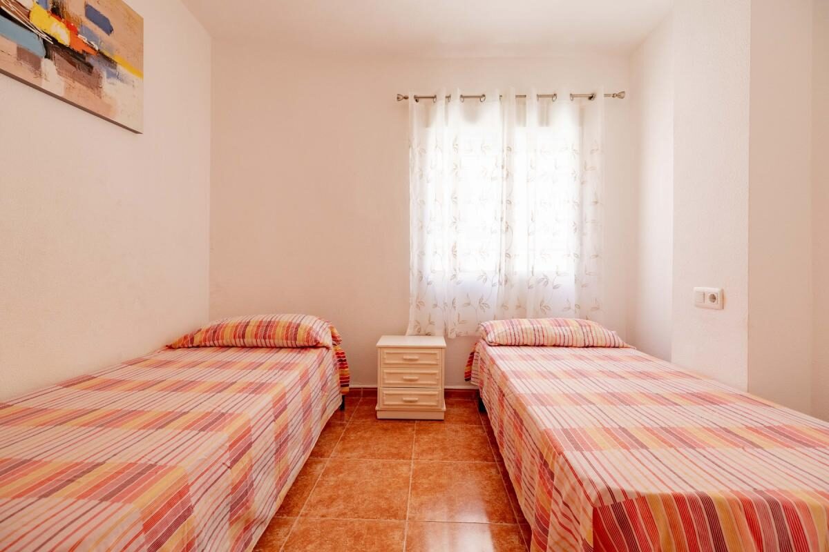 Apartments with 3 bedrooms, 81m² in Torrevieja, Spain [ID: 0152-637000]
