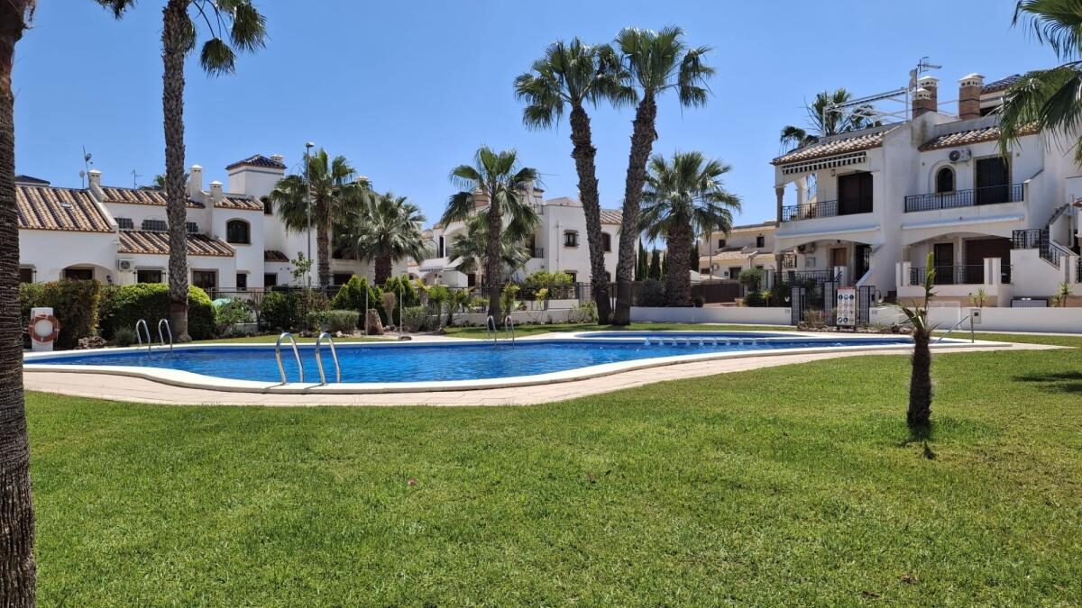 Apartments with 2 bedrooms, 87m² in Orihuela, Spain [ID: 0152-636990]