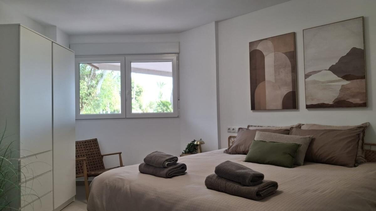 Apartamenty z 2 sypialniami, 105m² w Torrevieja, Hiszpania [ID: 0152-636989]